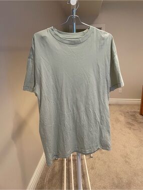 Abercrombie Classic Crewneck T-Shirt in Light Sage Green - Men's